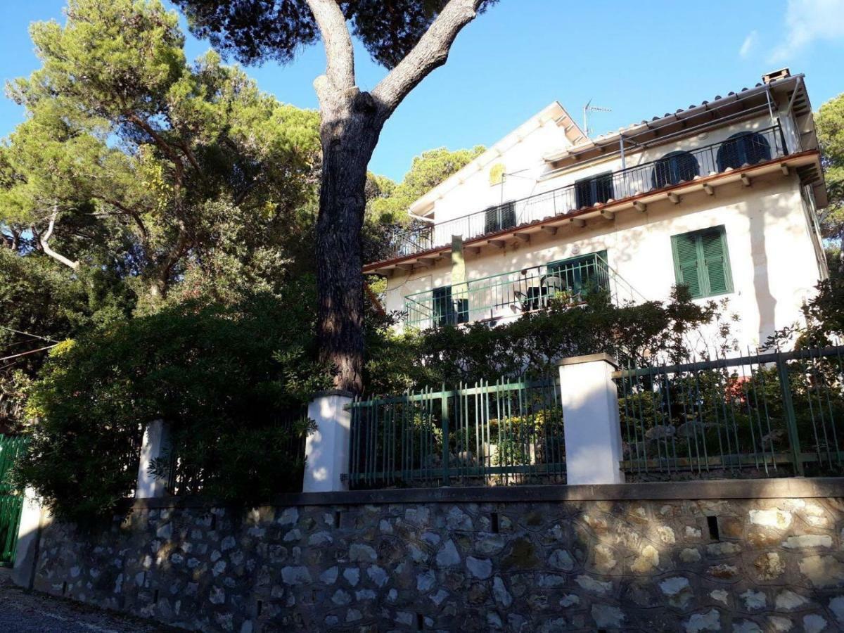 Casa Al Mare Livorno Apartment Quercianella Exterior photo